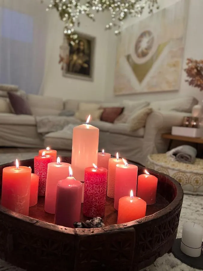 Schlafen Im Atelier - Einzigartiges Gaestezimmer Am Ammersee Appartement Schondorf am Ammersee Accommodatie bij particulieren